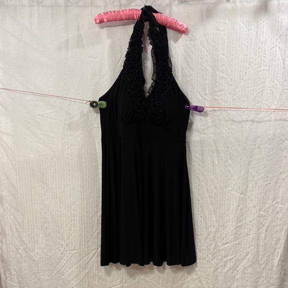 Onyx Nite Dresses & Skirts - Vintage Onyx Night Ruffle Neckline Halter Dress